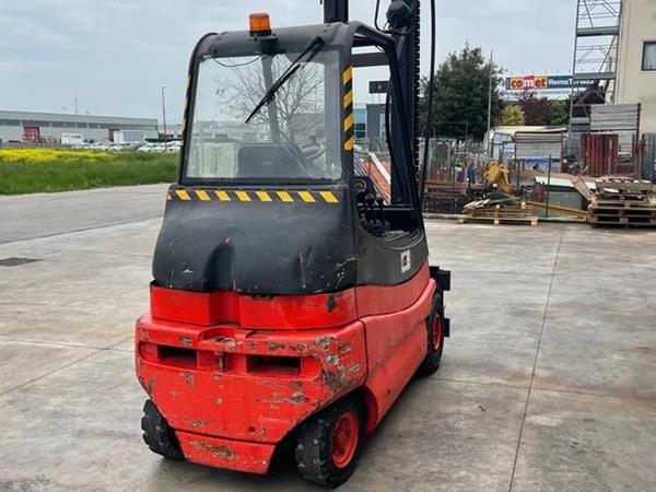 Carrello elevatore Linde E30-02 - Foto 2