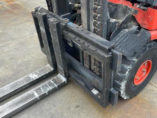 Carrello elevatore Linde E30-02 - Foto 2