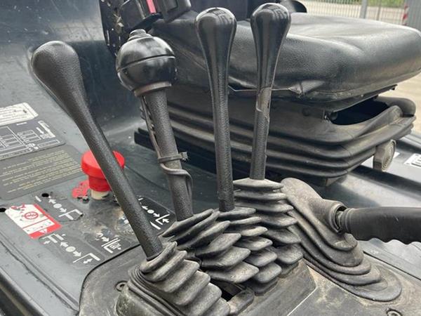 Carrello elevatore Linde E30-02 - Foto 2