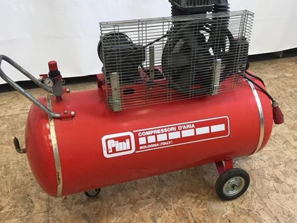 Compressore per falegnameria a pistoni Fini - Foto 1