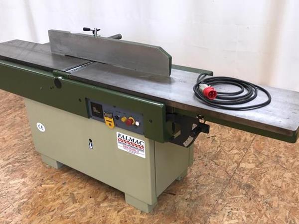 Pialla a filo minimax