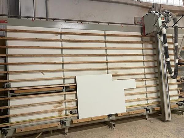 Sezionatrice Verticale professionale per falegnameria - Foto 1