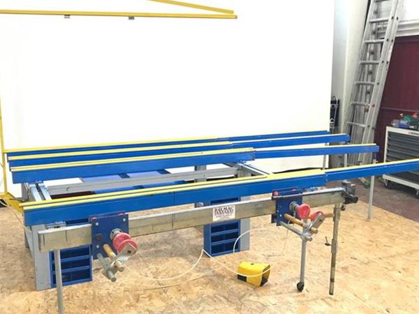 Banco di montaggio per serramenti di legno - Foto 1