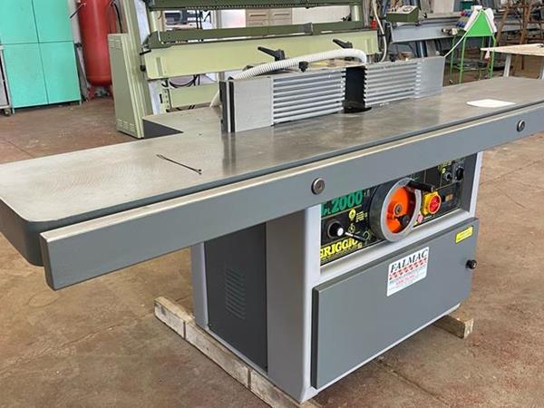 Gray professional spindle moulder - Photo 2