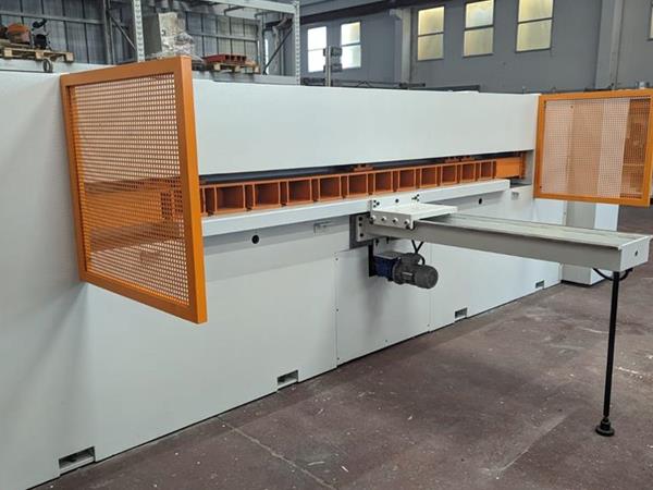 Taglierina per impiallacciatura Monguzzi - Foto 2