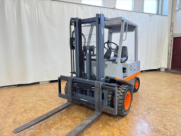 Carrello elevatore Diesel OM 30 quintali - Foto 2