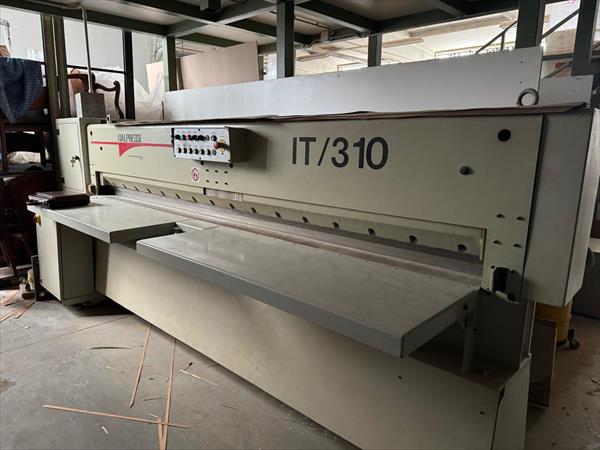 Taglierina SCM IT310
