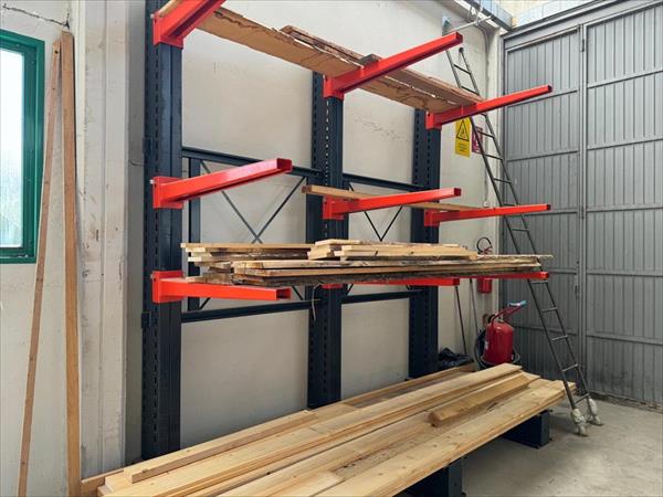 Cantilever monofacciale per falegnameria
