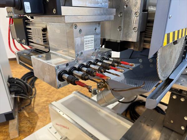 Troncatrice e foratrice Stemas - Foto 2