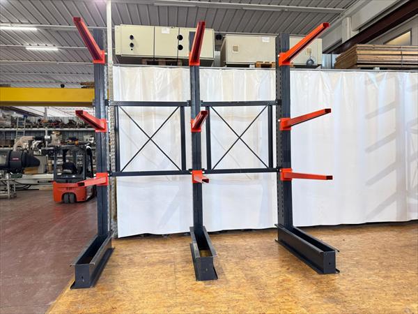 Cantilever monofacciale per falegnameria