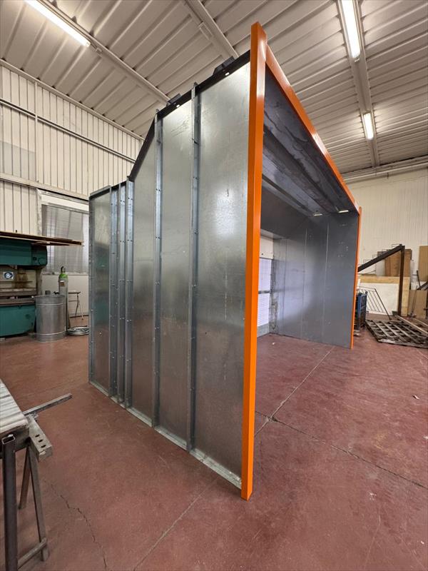 Cabina di verniciatura Azzurra con catenaria - Foto 2