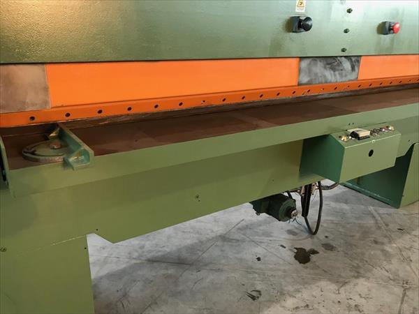 Taglierina per impiallacciati Tagliabue TIA 3200 - Foto 2