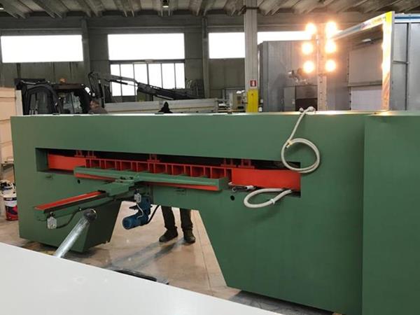 Taglierina per impiallacciatura marca Monguzzi - Foto 2