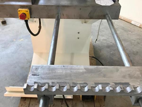 Inseritrice per legno Morbidelli  - Foto 2